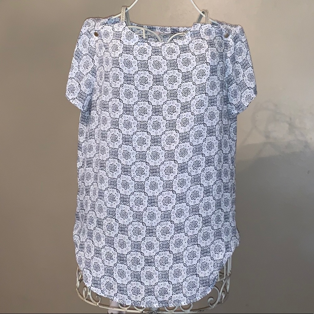 Beautiful blouse!